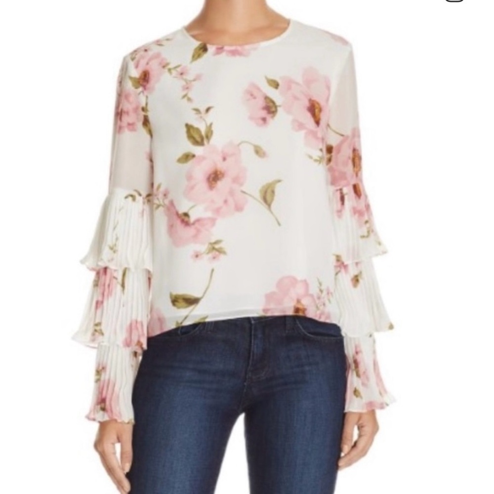 VICI‎ Lucy Paris White Chiffon Floral Print Blouse | Long Sleeve Ruffle Tier Top